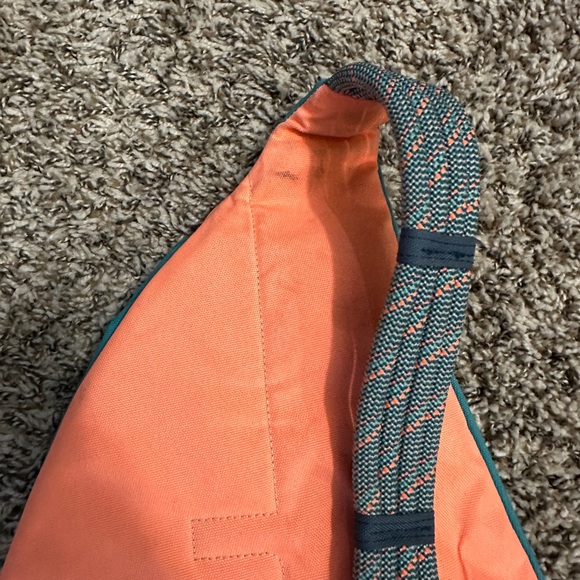 KAVU ROPE BAG SLING PACK - Picture 5 of 6